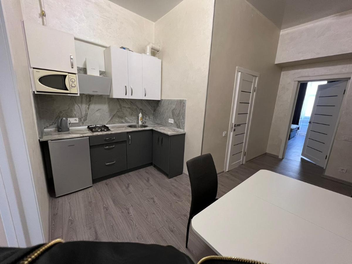 Kulisha 2Bedroom Apartment Near Opera House With Balcony Lviv Luaran gambar